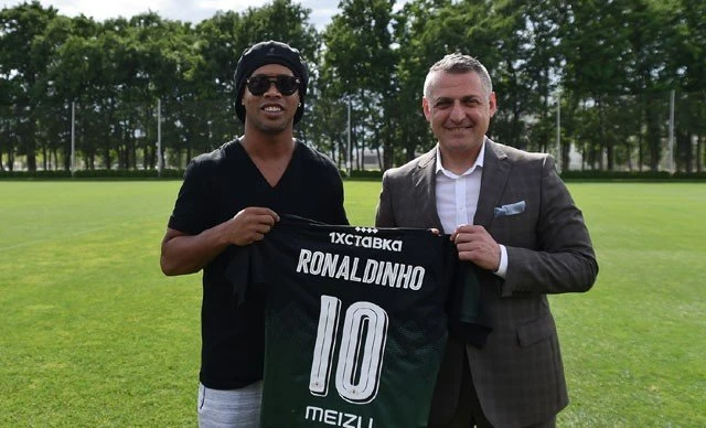 ronaldinho.jpg