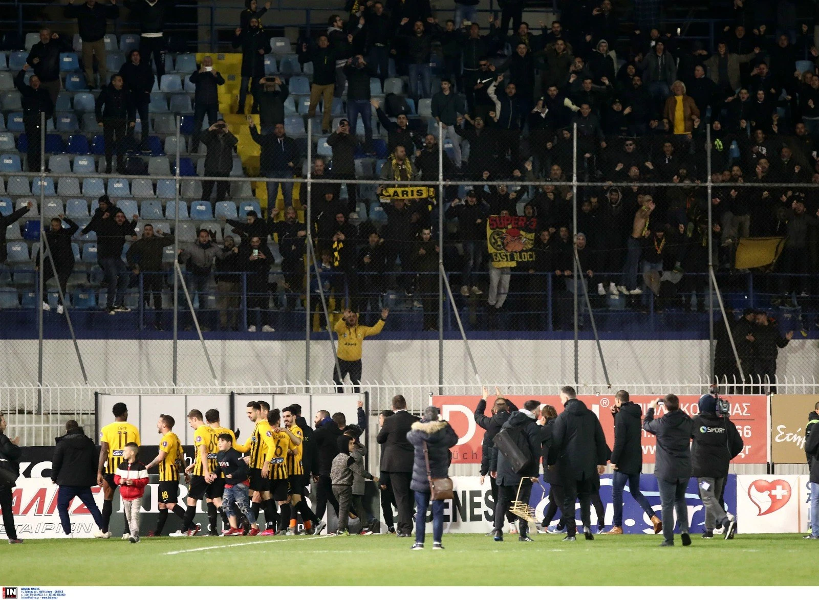 aris-atromitos-kosmos-2.jpg