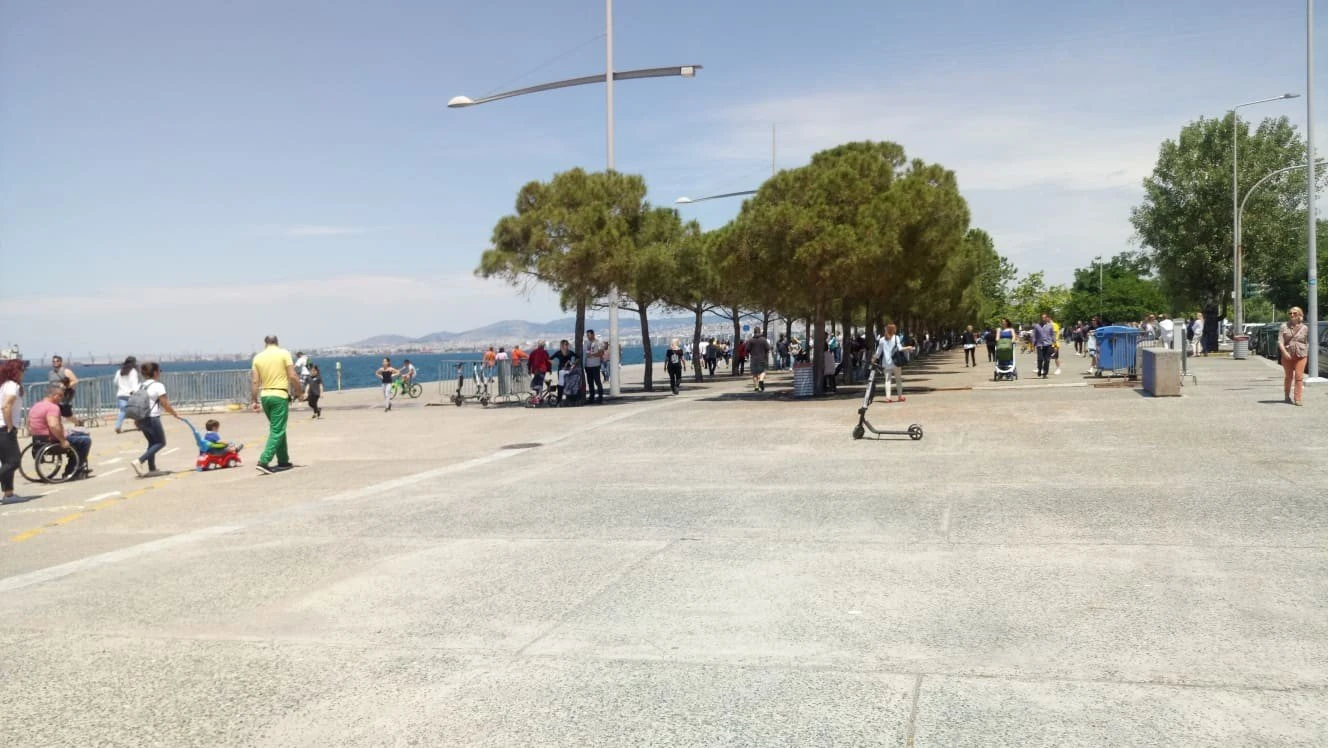 thessaloniki-paralia-2.jpg