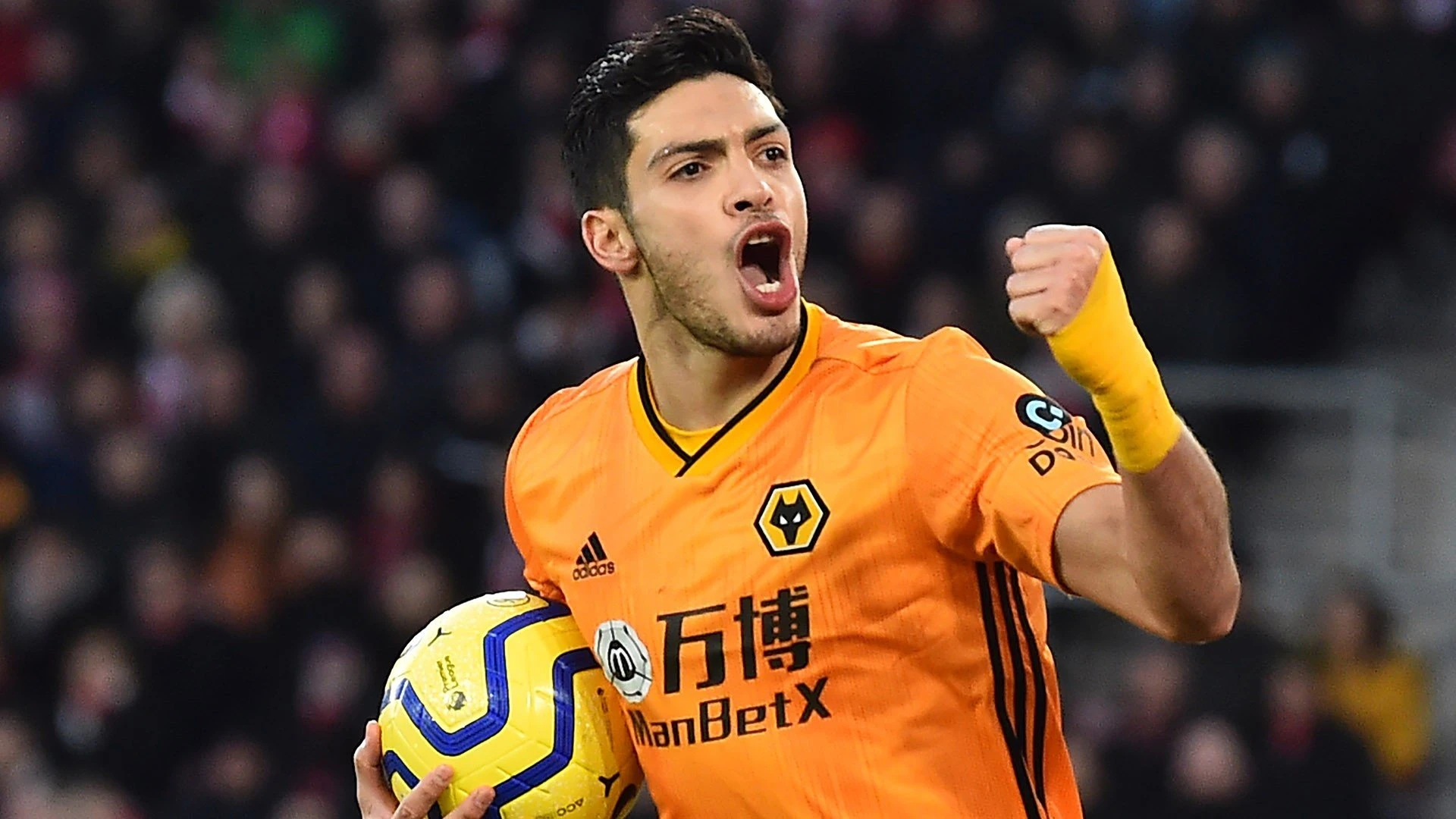 raul-jimenez-wolves-qh7r820yf4pq18r37c9tgvqei.jpg
