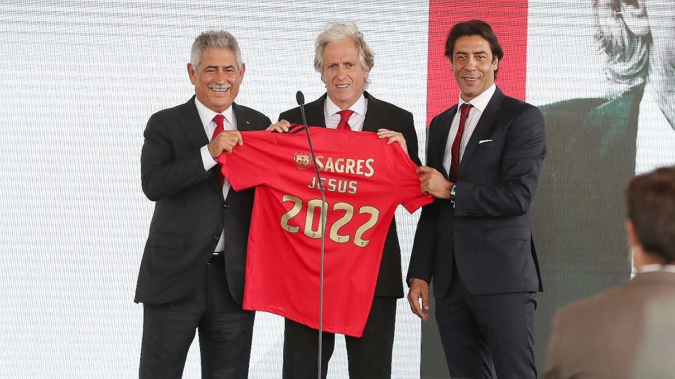benfica-jesus.jpg