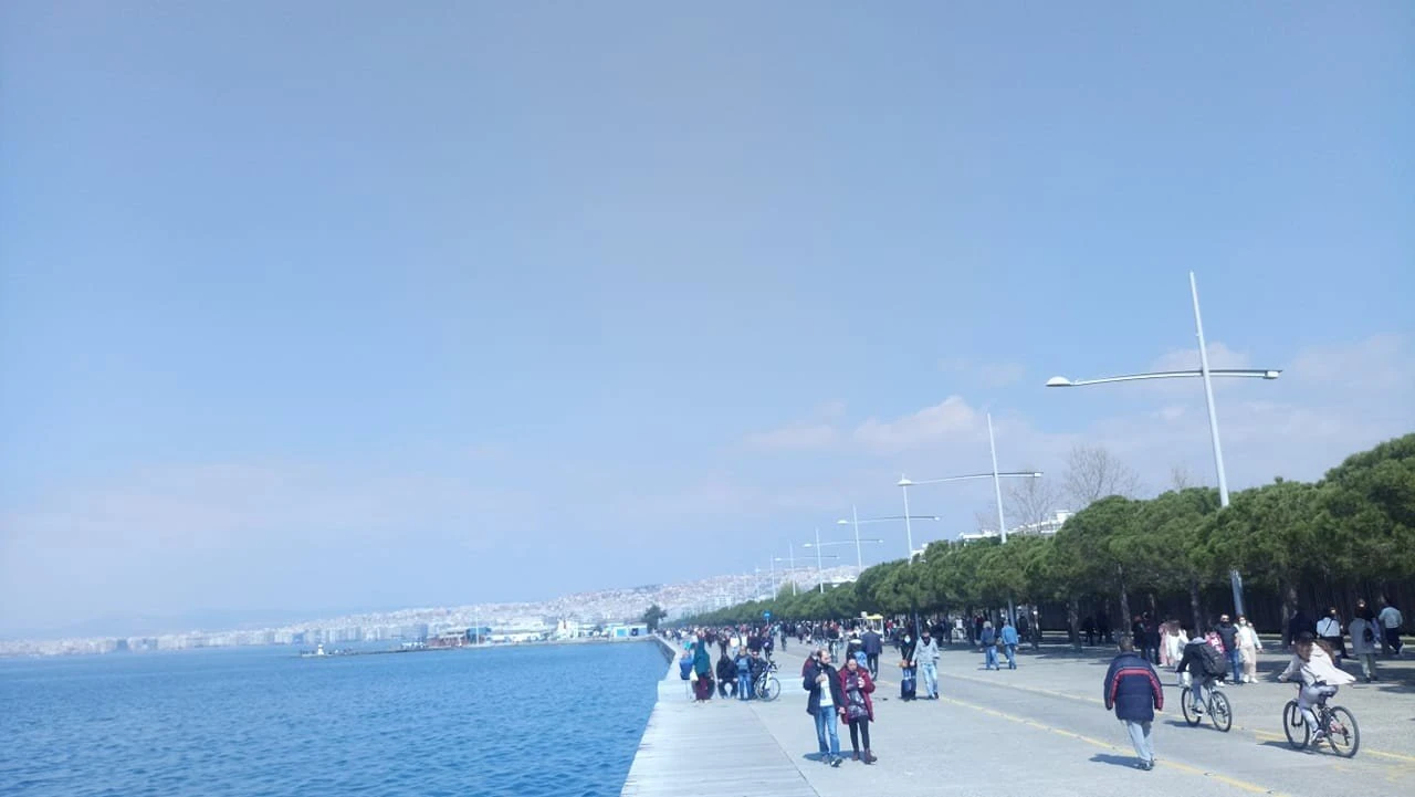 thessaloniki-paralia-4.jpg