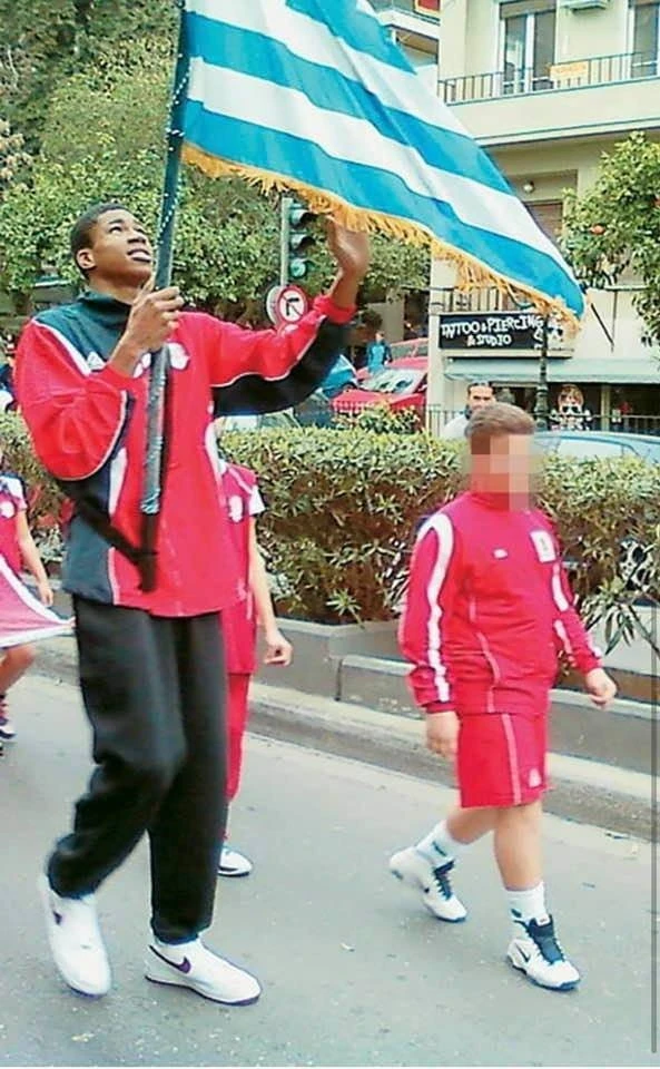 antetokounbo3.jpg