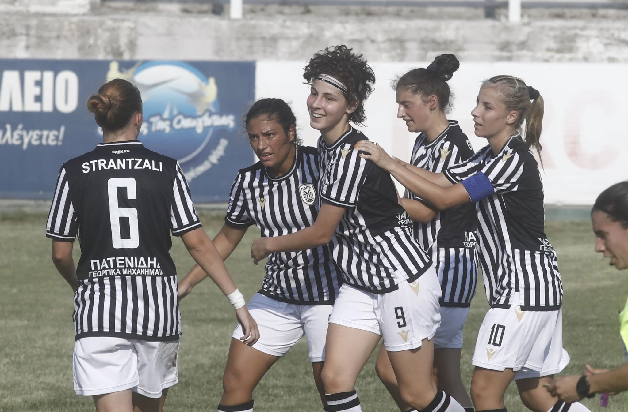 paokwomens2.jpg