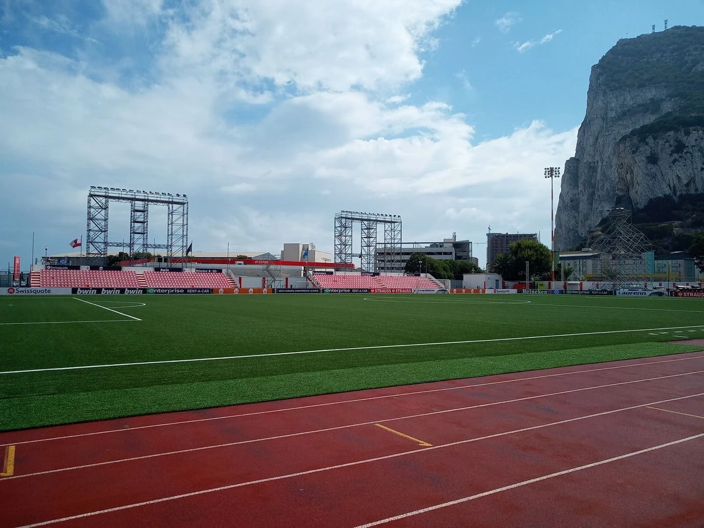 gibraltar-lincoln-gipedo-3.jpg