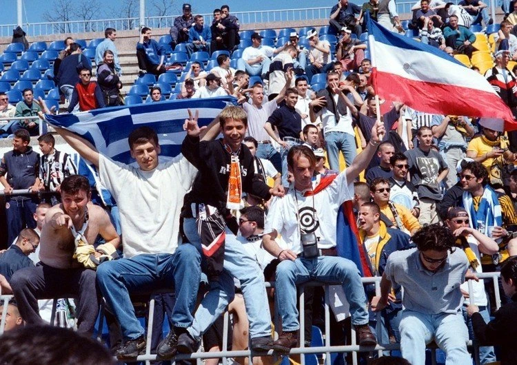 aek1999-1.jpg