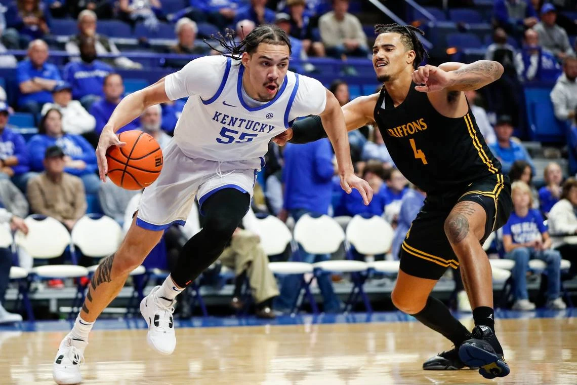 lance-ware-iraklis.jfif