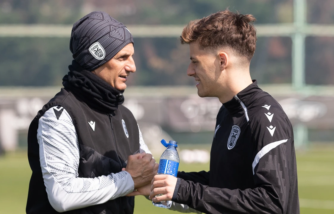 Ο Ρουμάνος τεχνικός με τον Κωνσταντέλια