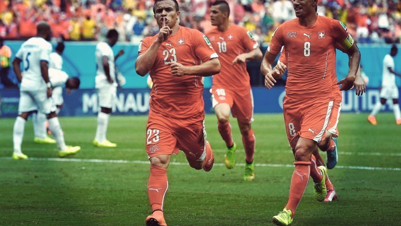 Λεφτά στην... τράπεζα (pics)