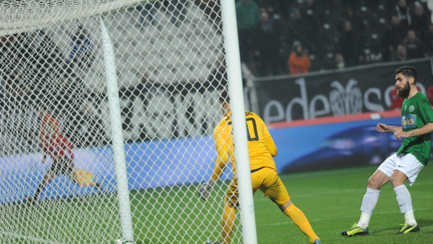 Κι όσο αντέξουμε…