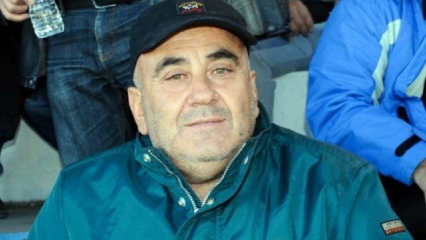 Στενά περιθώρια στη                                 Δόξα