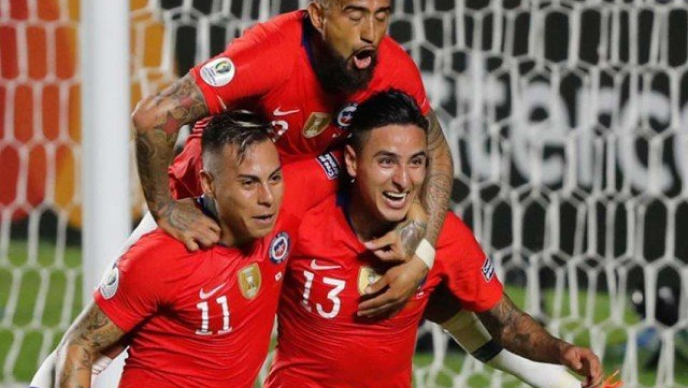 Ασος η Ντάουγκαβπιλς, διπλό     η Χιλή, άσος η Σαπόρο…