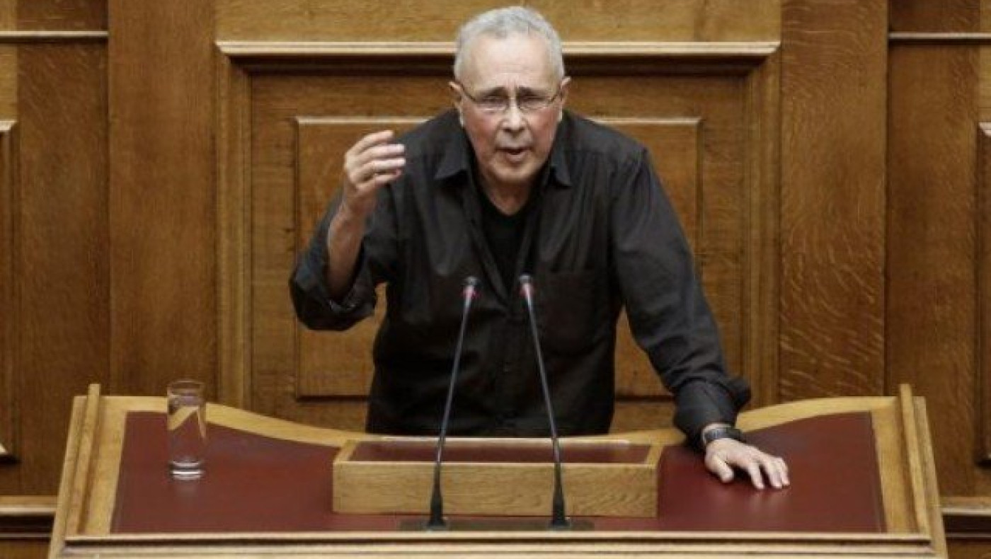 Κώστας Ζουράρις: «Μπατηρημένη κ@@λα» της κυβέρνησης» (ΒΙΝΤΕΟ)