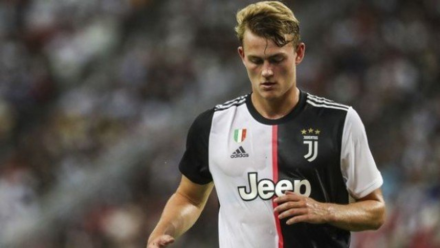 Ανοιξε λογαριασμό με... αυτογκόλ      ο Ντε Λιχτ (vid)