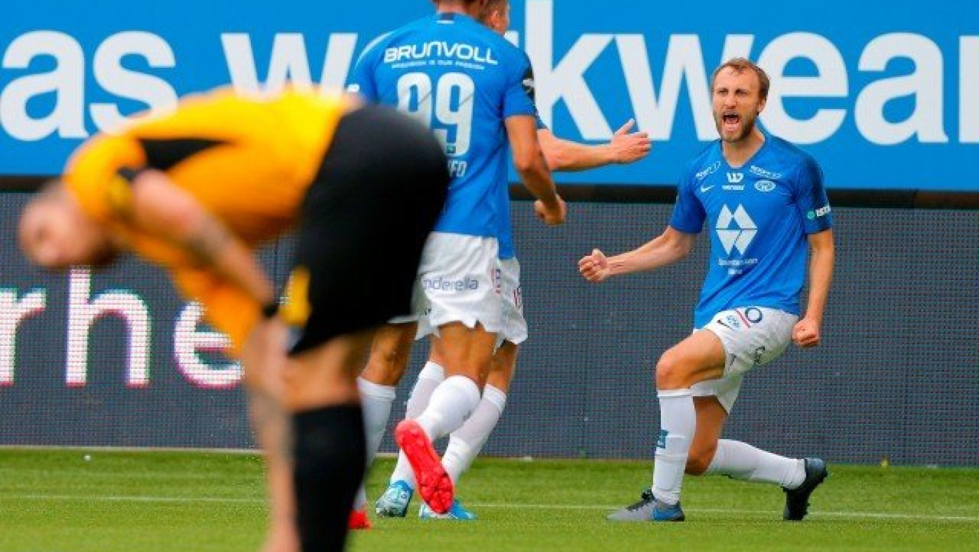 Το μυαλό του ήταν                           κάπου αλλού