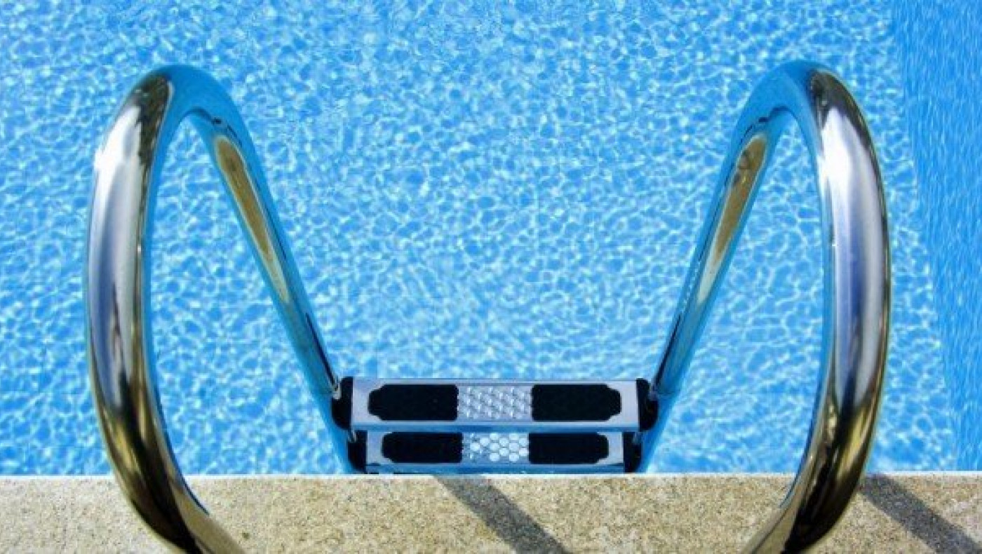 Πνίγηκε                          43χρονη τουρίστρια σε πισίνα στη Σάμο