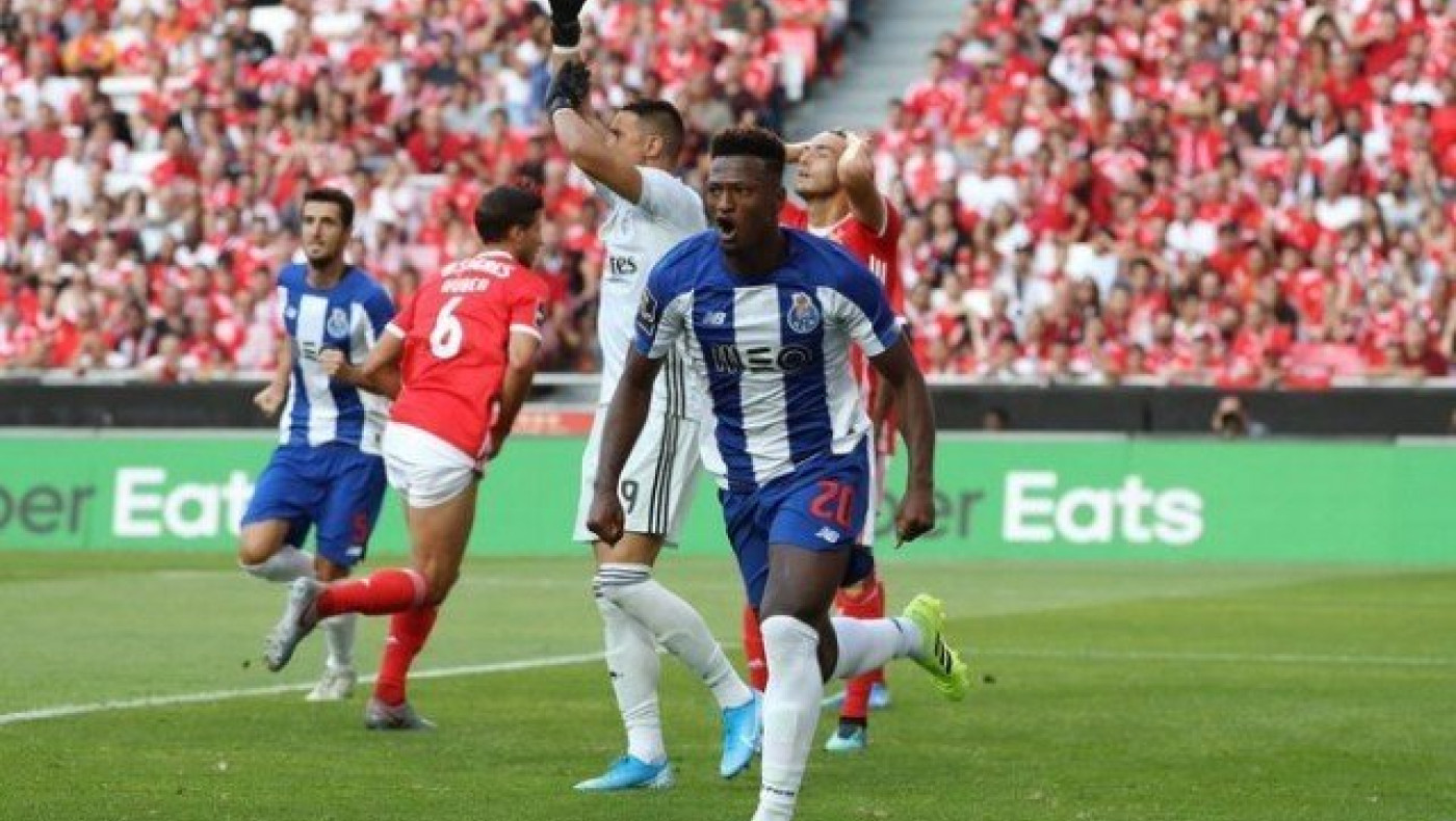 Θρίαμβος του Κονσεϊσάο στην                Πορτογαλία