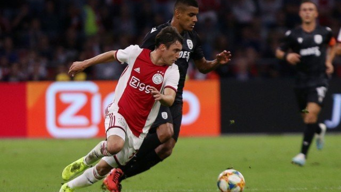 Συνωμότησε το                               σύμπαν…