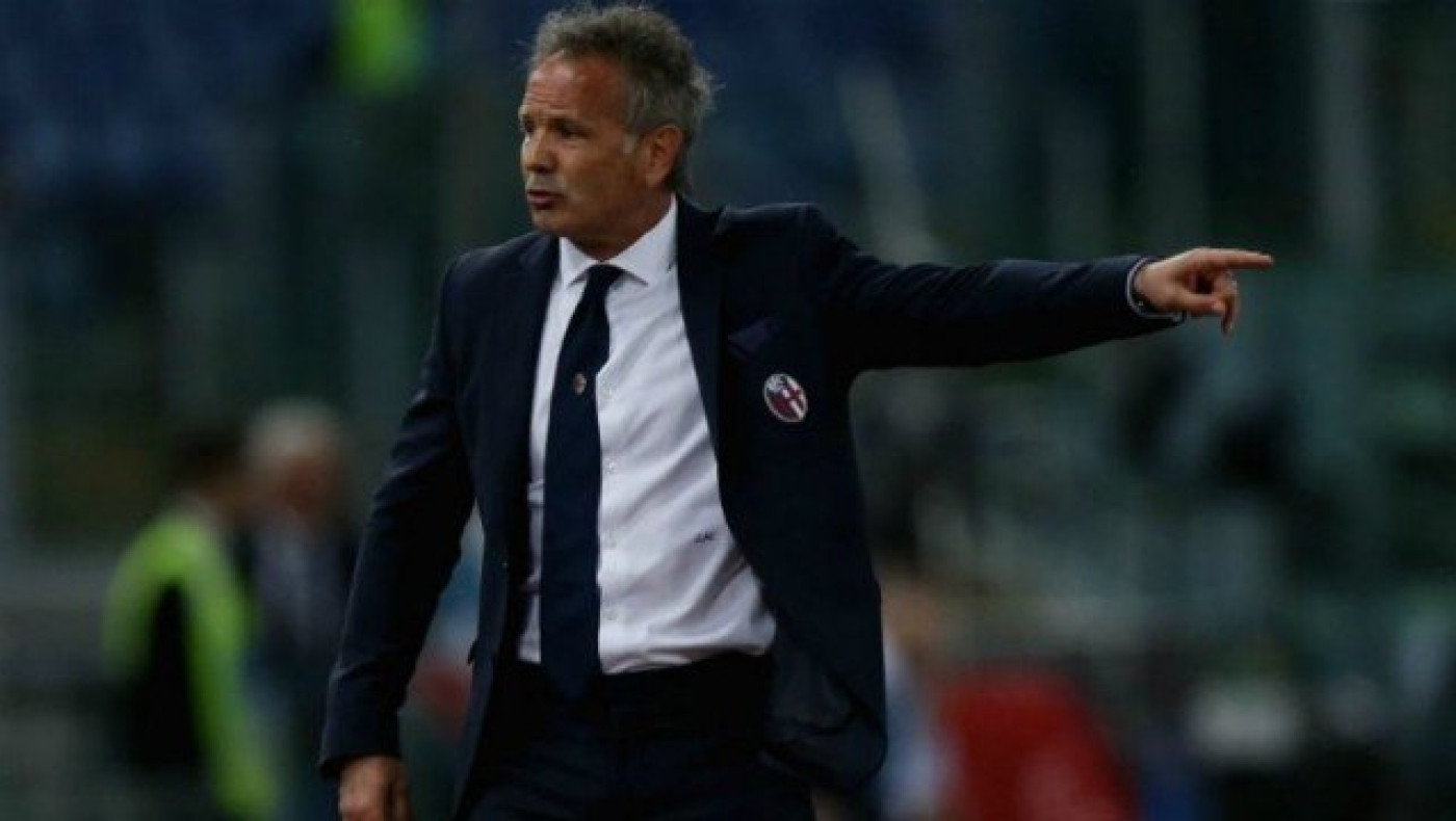 «Τρέλα» Μιχαϊλοβιτς! Αφησε το νοσοκομείο για να κάτσει στον πάγκο!