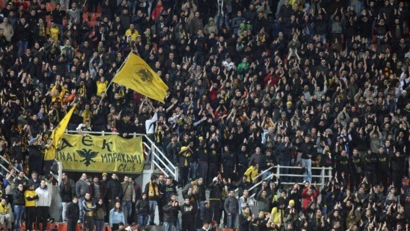 Ενέδρα αγνώστων σε οπαδούς της ΑΕΚ, ένας σοβαρά τραυματίας