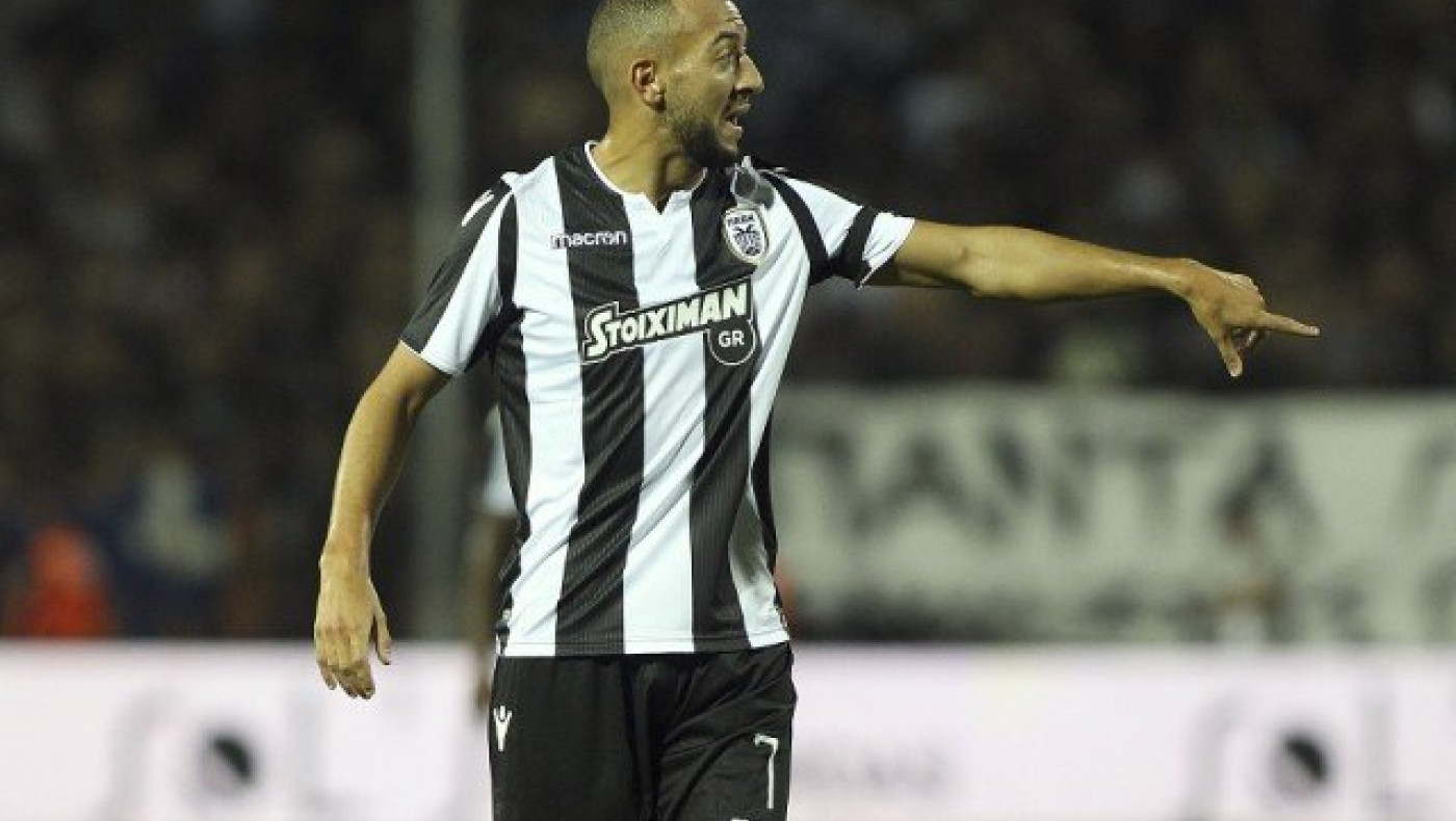 Έντυσε τα παιδιά του στα «ασπρόμαυρα» ο      Ελ Καντουρί (pic)