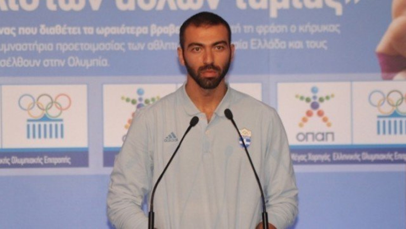 Ο Αλέξανδρος Νικολαΐδης ψηφίζει… Γιαννάκη για πρόεδρο της ΕΟΚ