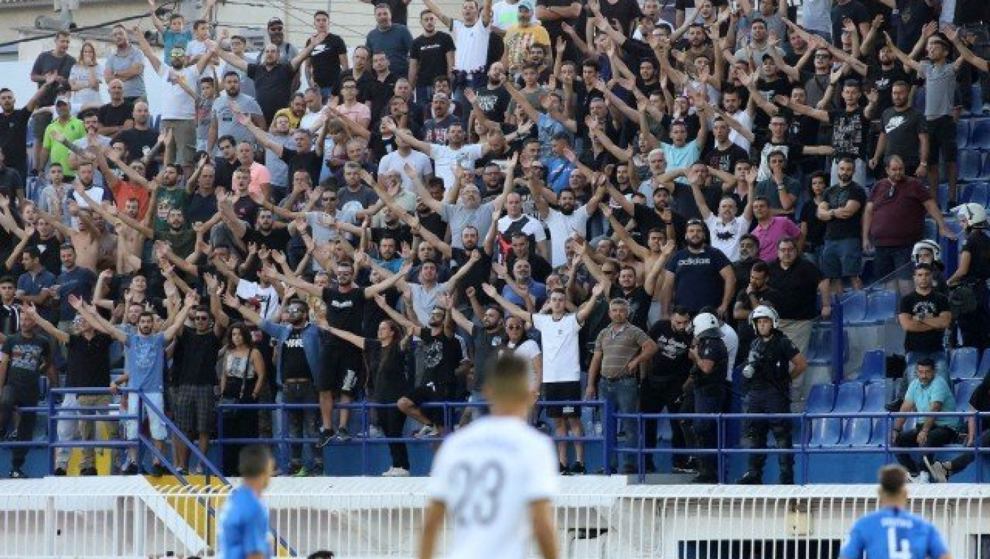 Απίστευτο σόου από μικρό οπαδό του ΠΑΟΚ στο Περιστέρι (video)