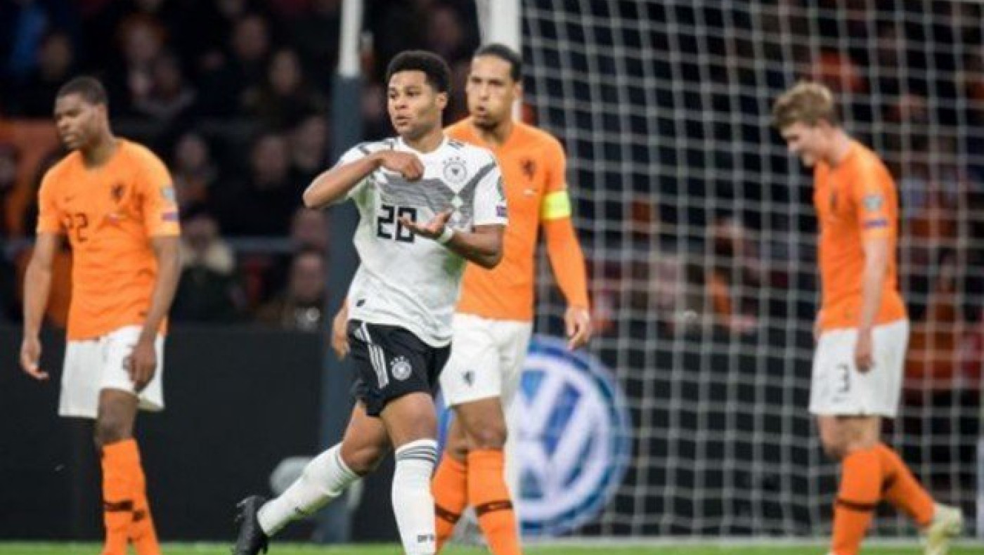 Στο Χ η Βιλεφράνς, στο Χ η Ρωσία, στο Χ και η Πολωνία