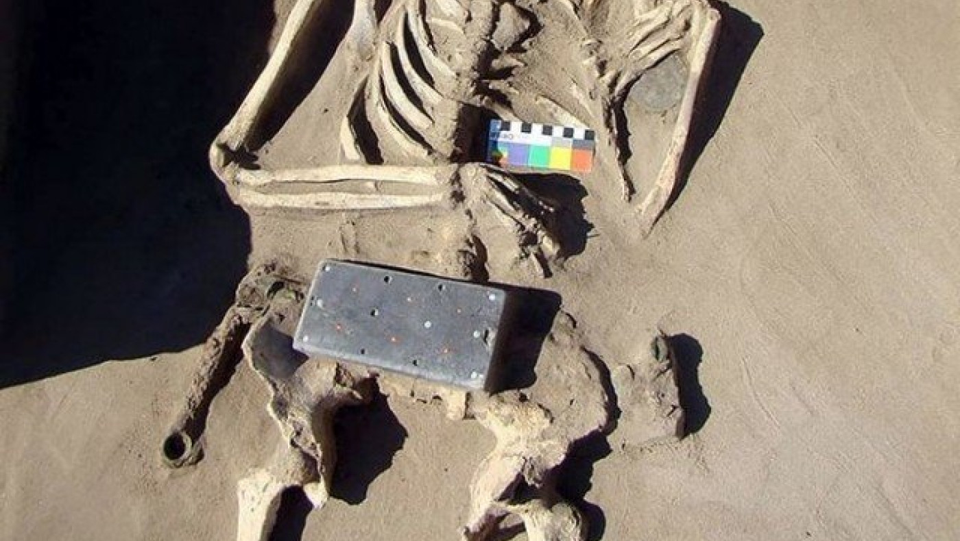 Αρχαιολόγος υποστηρίζει ότι βρήκε ένα αρχαίο «iPhone»