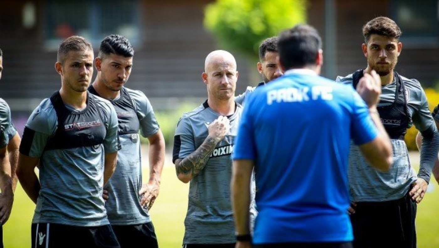 Η διαφωνία                          Φερέιρα - παικτών