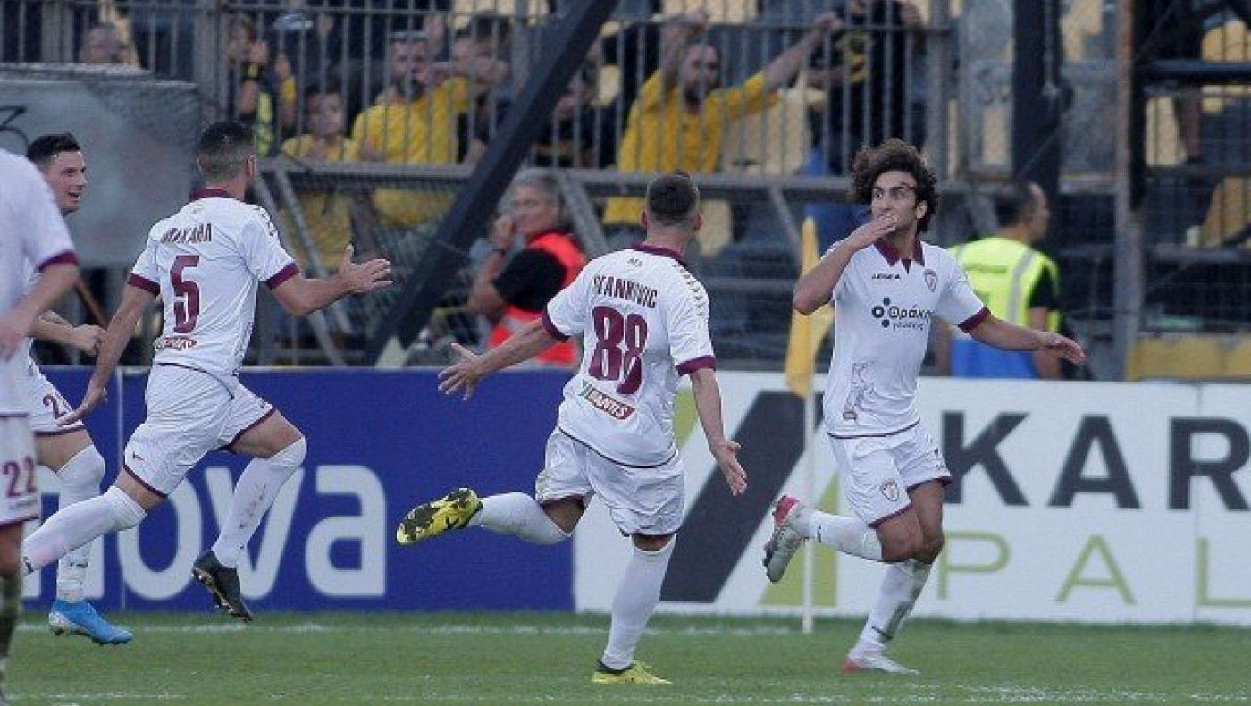 Ανάρτηση με...μπαμπά από            τον Ουάρντα! (ΒΙΝΤΕΟ)