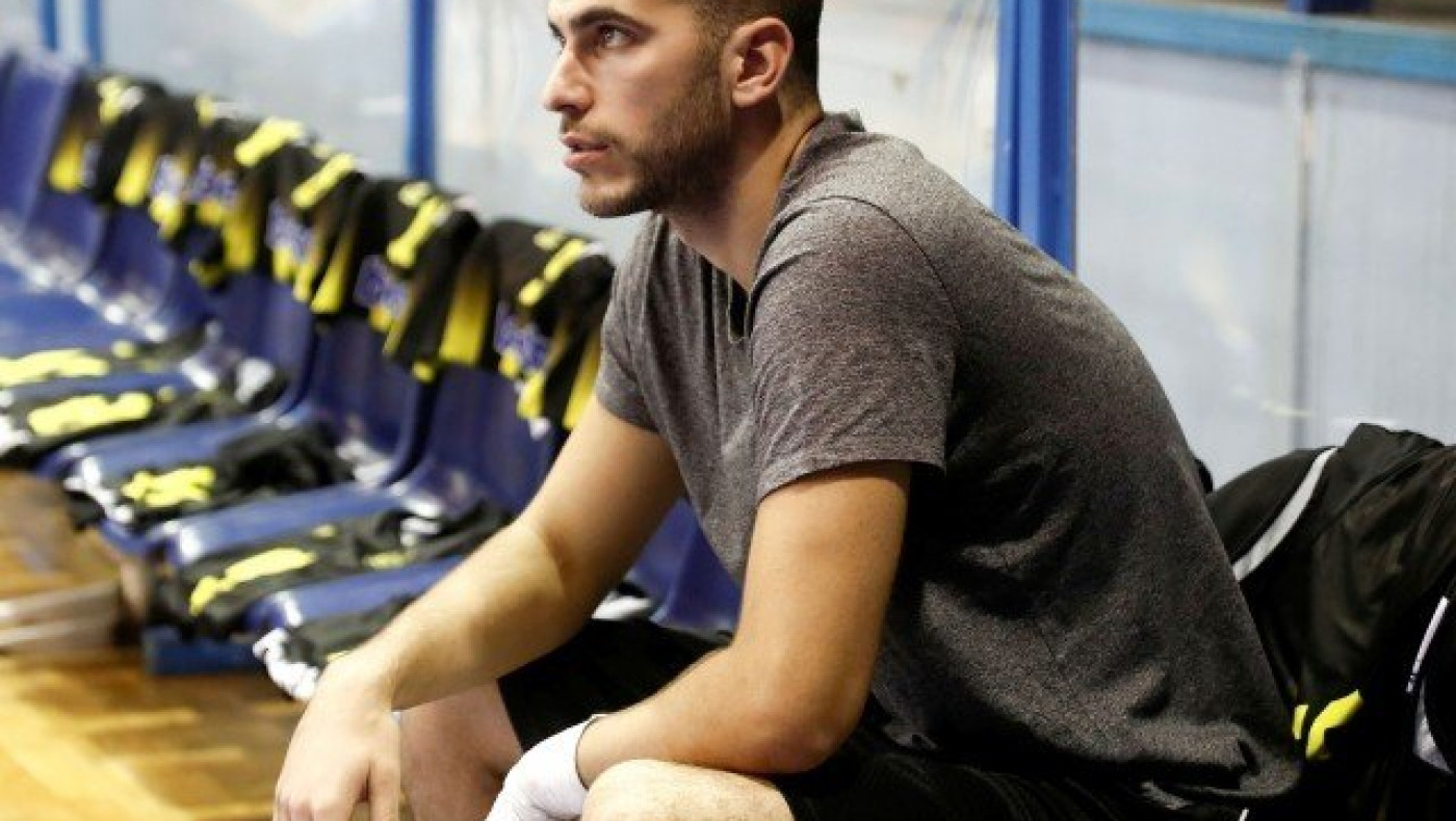 Επέμβαση στον                    καρπό ο Μποχωρίδης