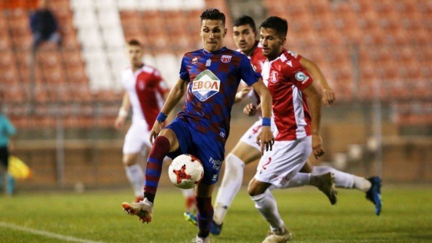 O Τσαούσης γλίτωσε     τον Βόλο στις           Σέρρες!