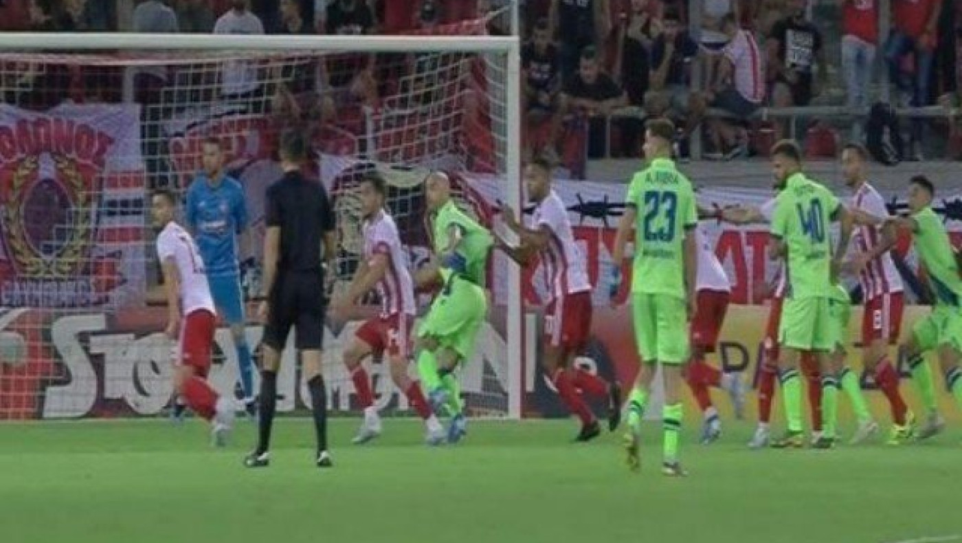 FIFA: Πέναλτι στο Ολυμπιακός-Αστέρας, φάουλ σε Αουγκούστο στο ΑΕΚ-ΠΑΟΚ