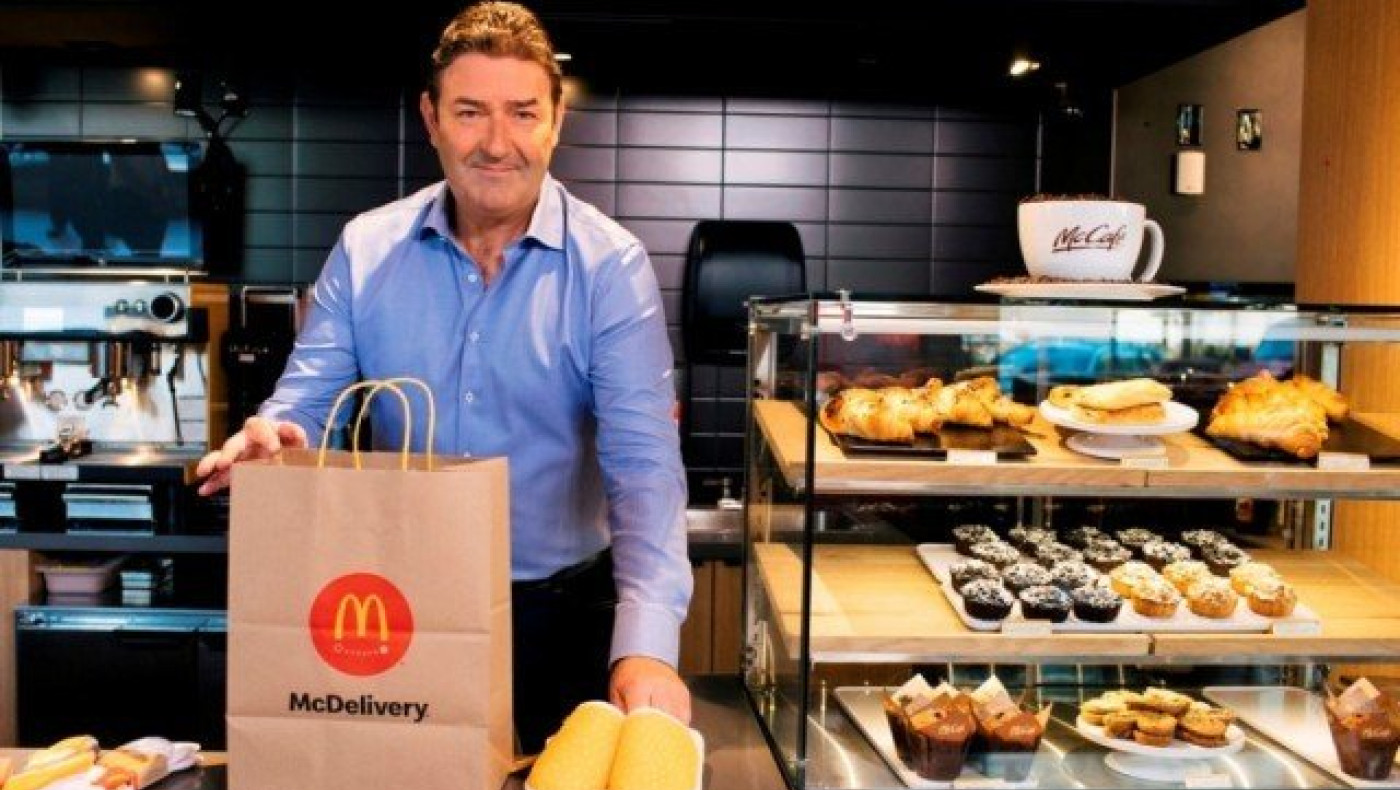 Απολύθηκε το αφεντικό των McDonald's επειδή σύναψε σχέση με υπάλληλο