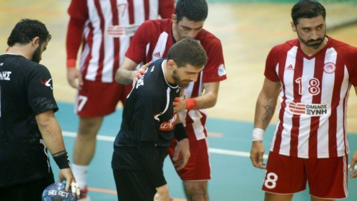 ΣΟΚ! Χιαστούς υπέστησαν δύο αθλητές του χάντμπολ του ΠΑΟΚ
