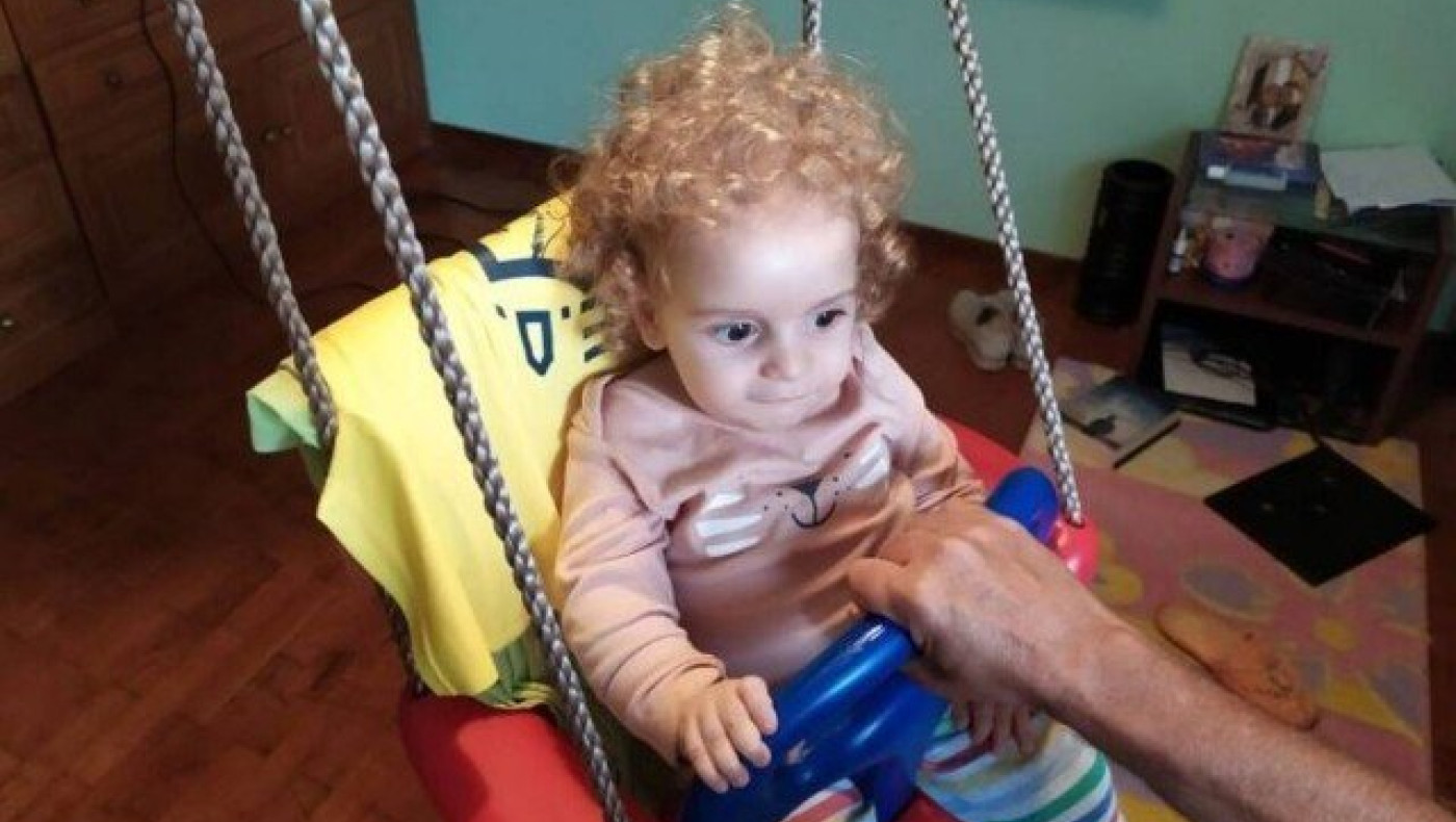 Ξεκίνησε το ταξίδι της ελπίδας στη Βοστόνη ο μικρός Παναγιώτης-Ραφαήλ