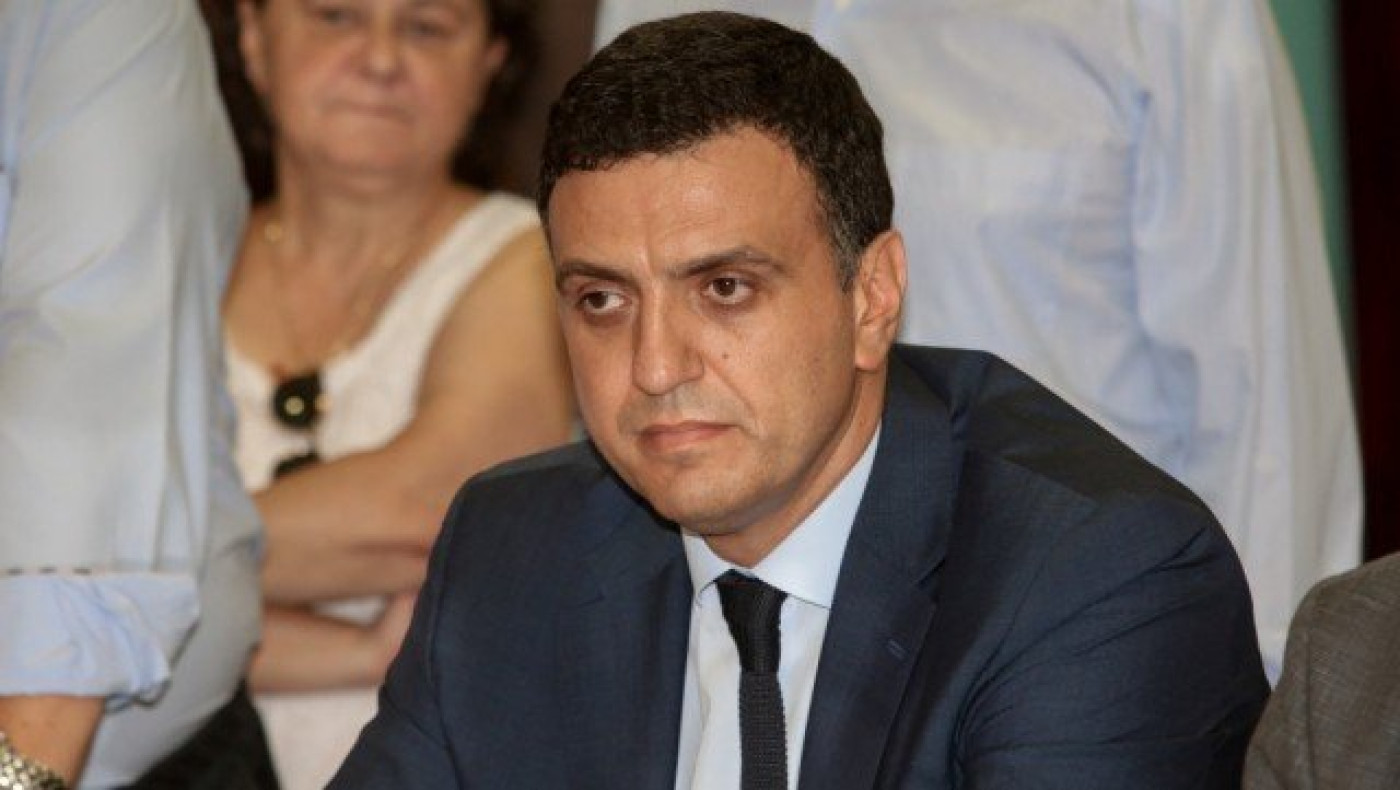 «Σκεφτόμαστε να επιδοτήσουμε θερμάστρες για να καπνίζει ο κόσμος έξω»