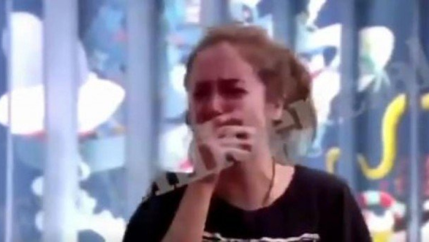 Παίκτρια του Big Brother βιάστηκε και η παραγωγή της έδειξε το βίντεο