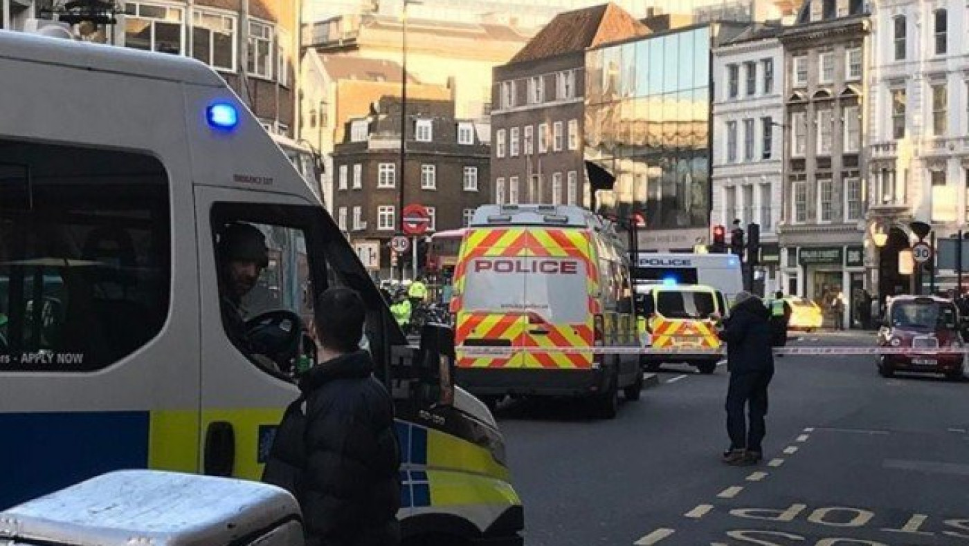 Συναγερμός: Νεκροί στο Λονδίνο, επίθεση με μαχαίρι στη Χάγη