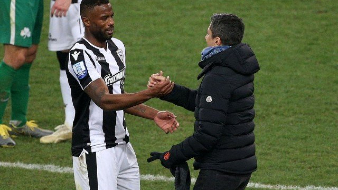 Εύσημα Βαρέλα σε       Λουτσέσκου και το τιμ του (pic)