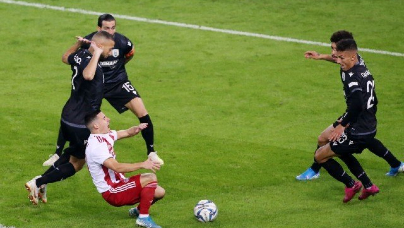 Διαμαρτύρεται και στα social media για πέναλτι ο Ποντένσε  (vid)