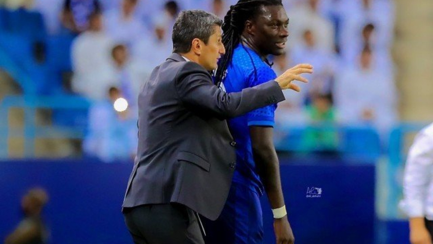 Μεγαλεία για Λουτσέσκου, στο Παγκόσμιο Συλλόγων με Κλοπ και Ζεσούς!