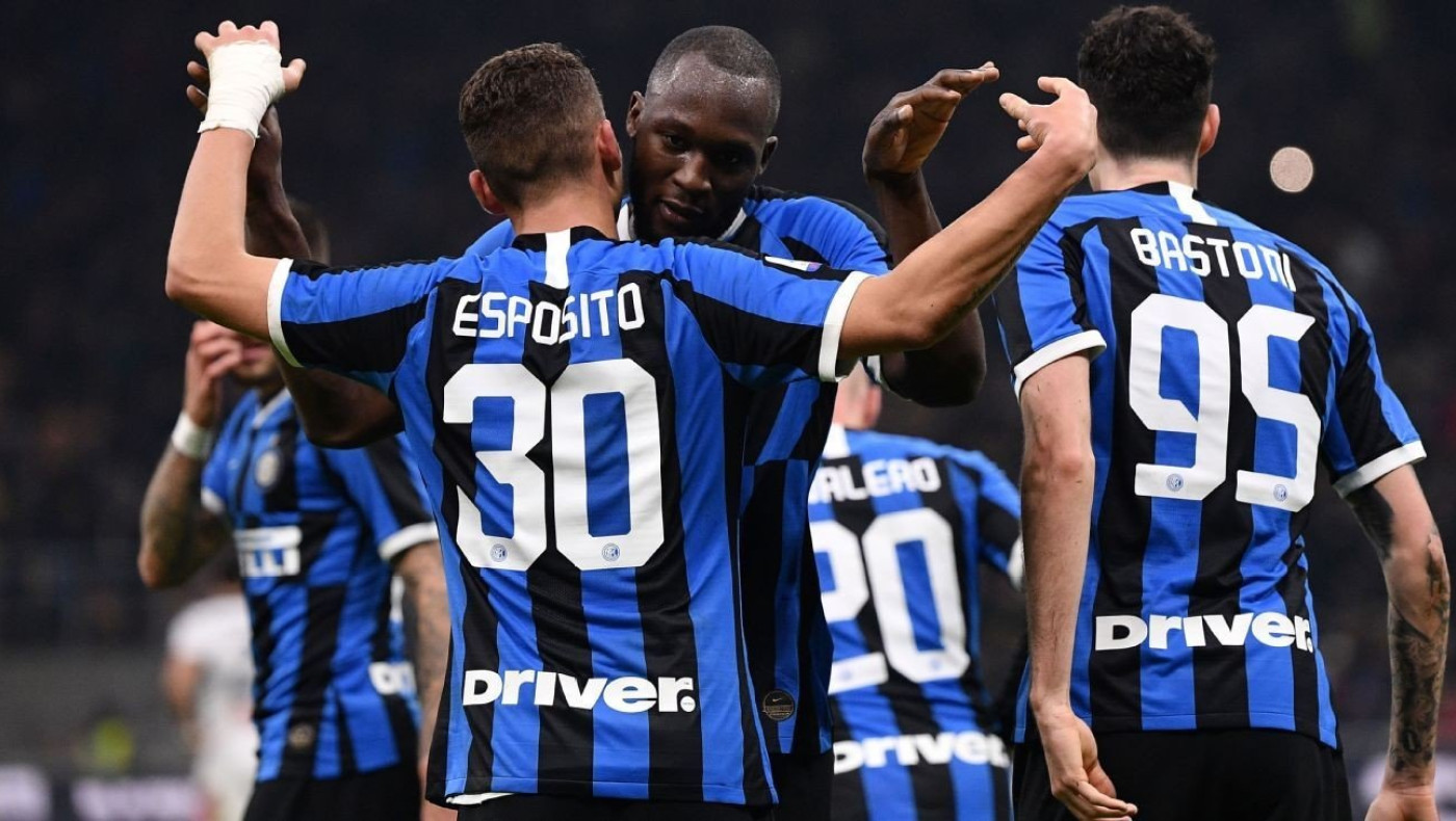 Με οδηγό τον Λουκάκου η Ίντερ, 4-0 την Τζένοα