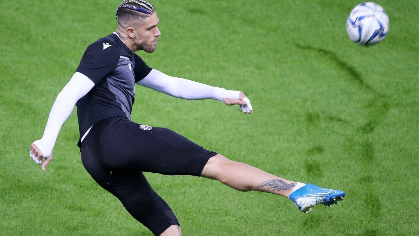 Πασχαλάκης: «Περιμένω να πάρω την ευκαιρία από τον Φερέιρα»