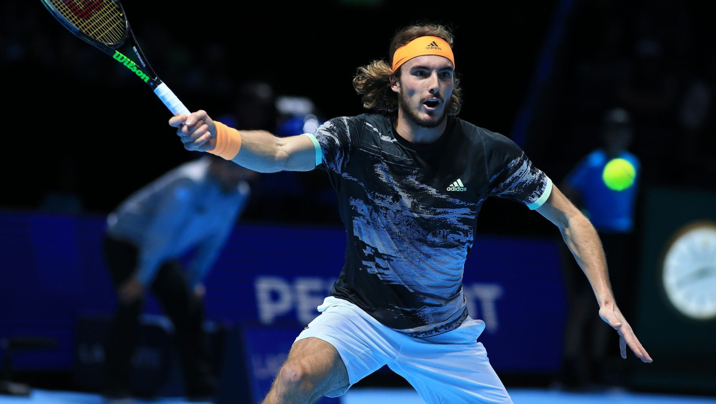 Λύγισε ο Τσιτσιπάς, το σήκωσε ο Ναδάλ στο Άμπου Ντάμπι