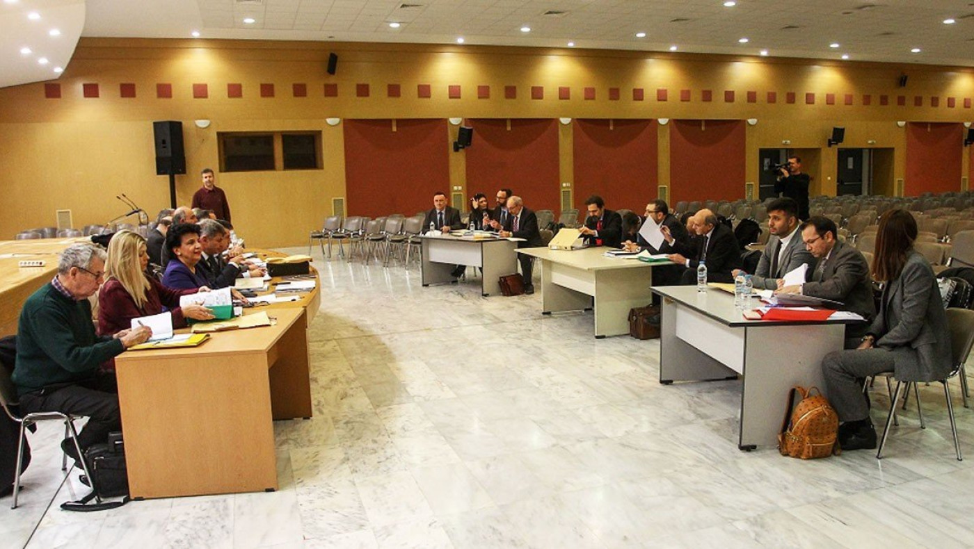 Σάλος από το σκάνδαλο της στημένης επιτροπής