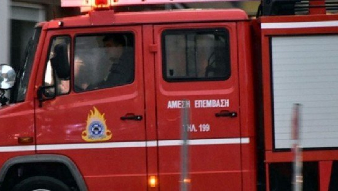 Θεσσαλονίκη: Μεγάλη πυρκαγιά σε αγροτική έκταση στην Πεντάλοφο