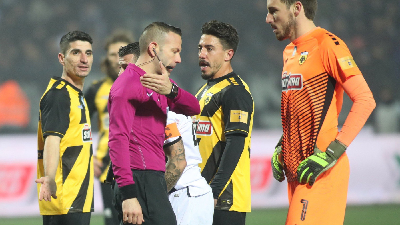 ΑΕΚ: Αλλοίωση αποτελέσματος στην Τούμπα, ευθύνη του Περέιρα