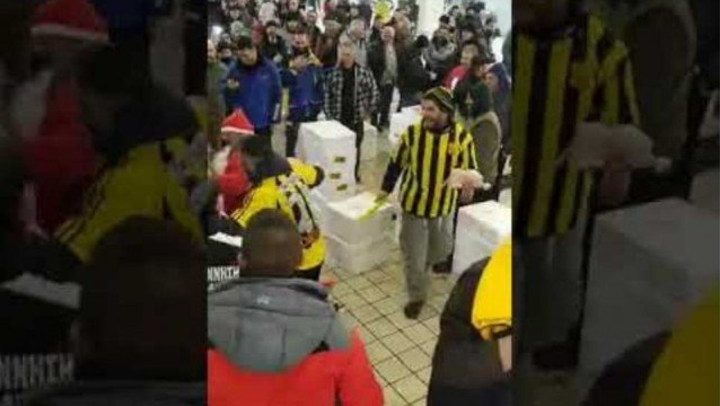 Απίθανη καζούρα Αρειανών σε ΠΑΟΚτσήδες στη Νέα Μηχανιώνα (vid)